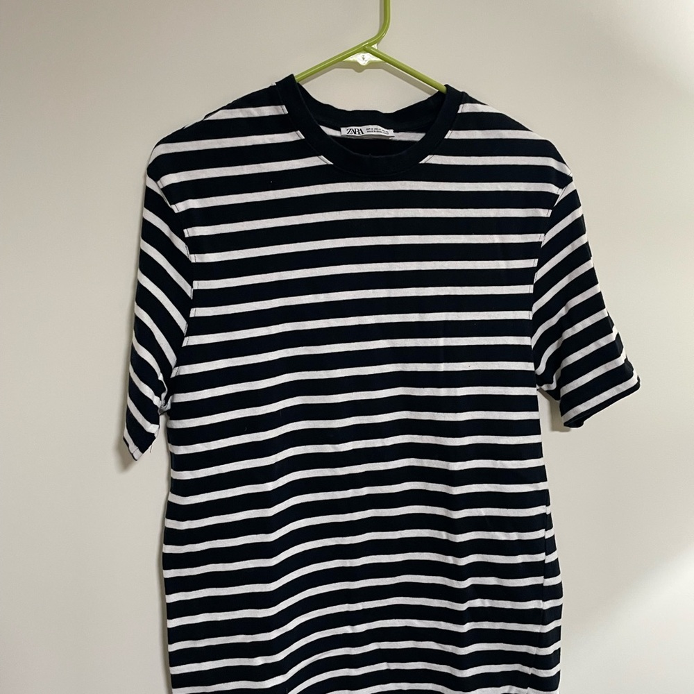 Men’s Zara t shirt